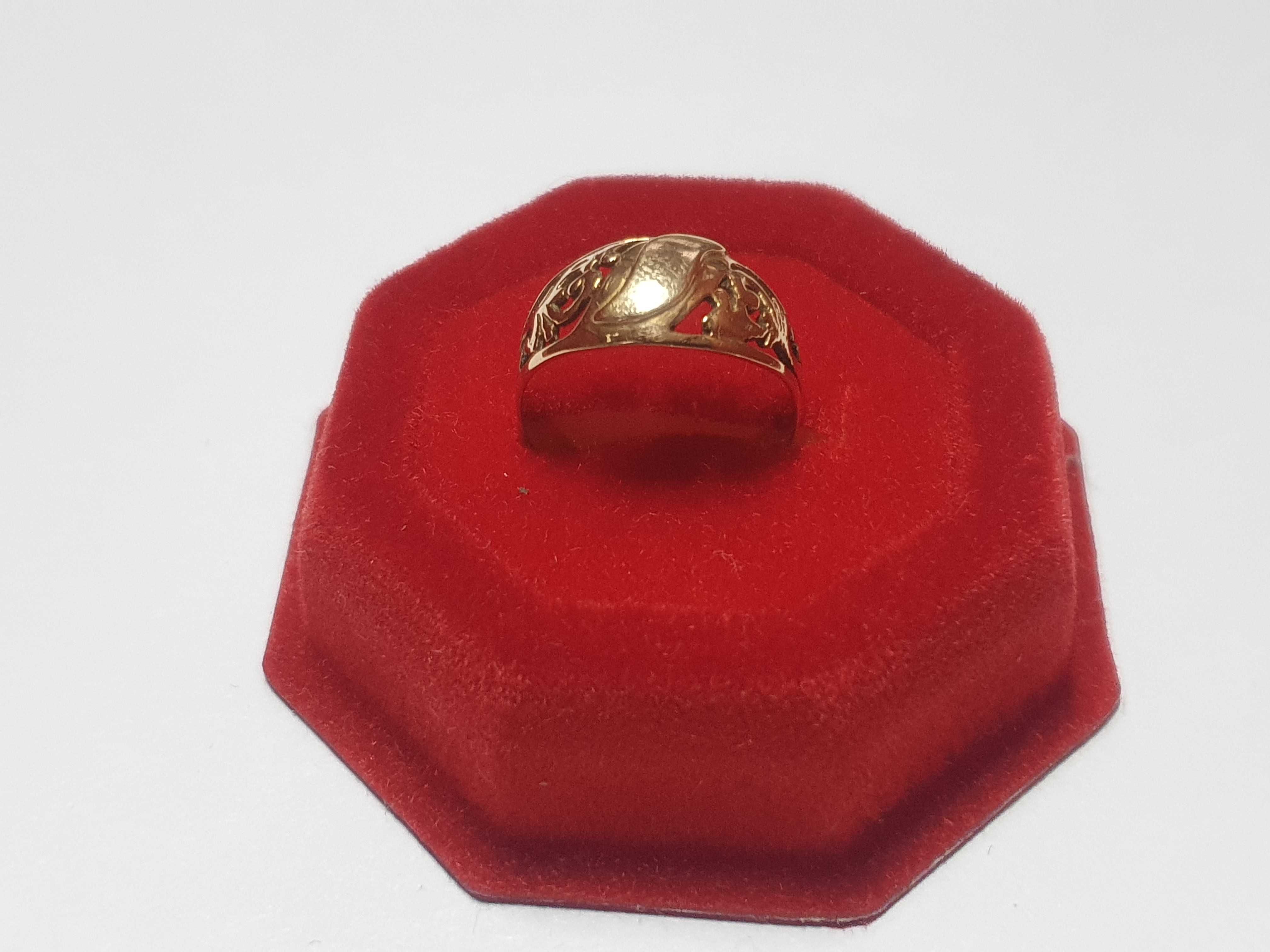 złoto złoty pierścionek p500