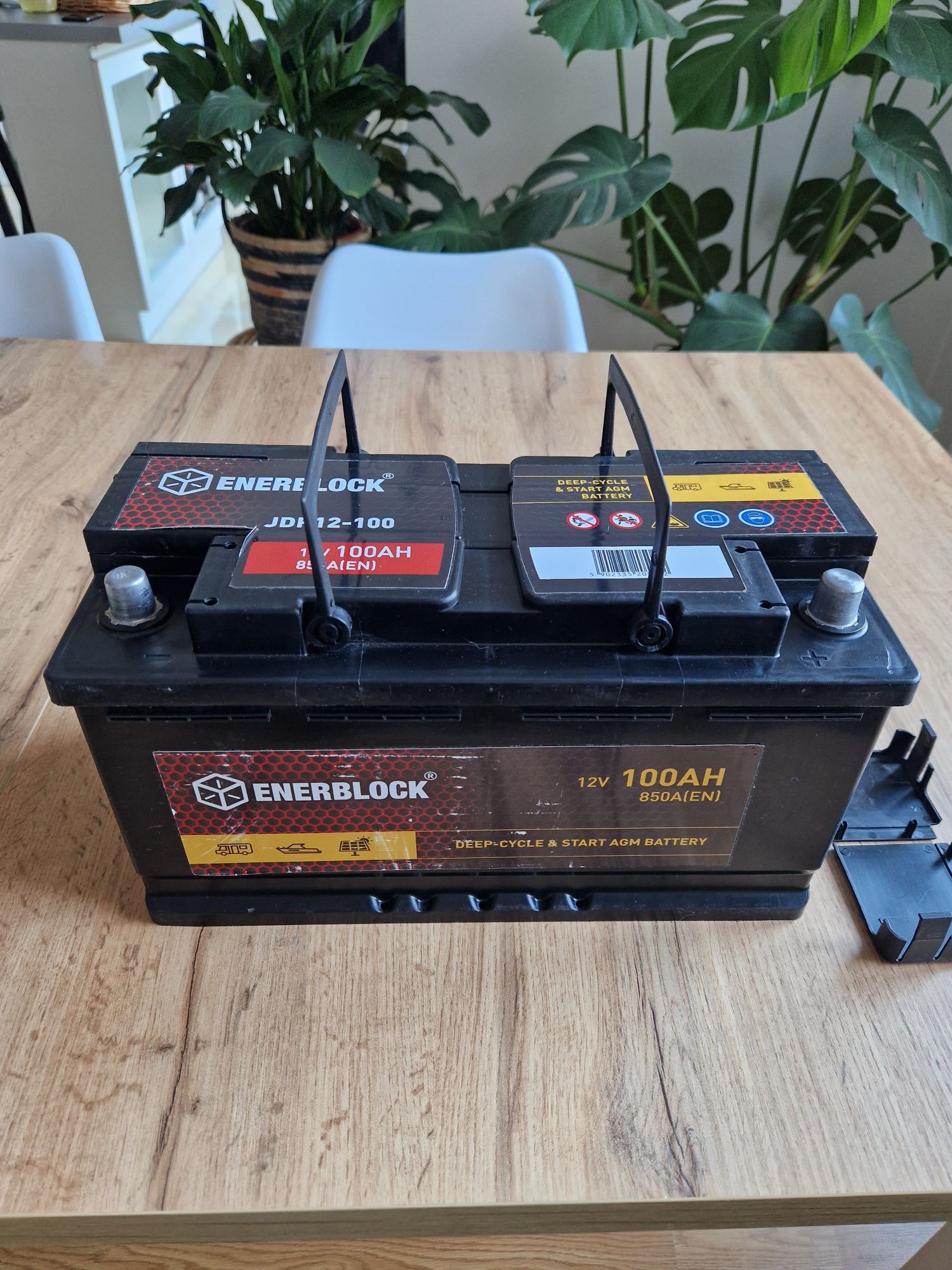 Акумулятор JDP 12-100 12v 100Ah