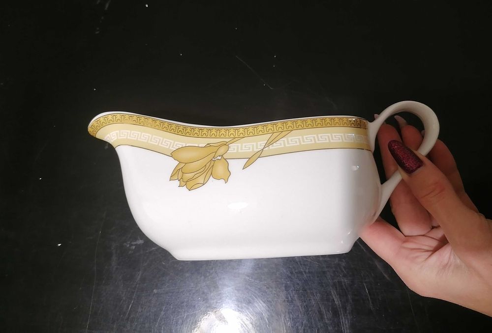 Sosjerka veroni złota lilia nowa 400ml