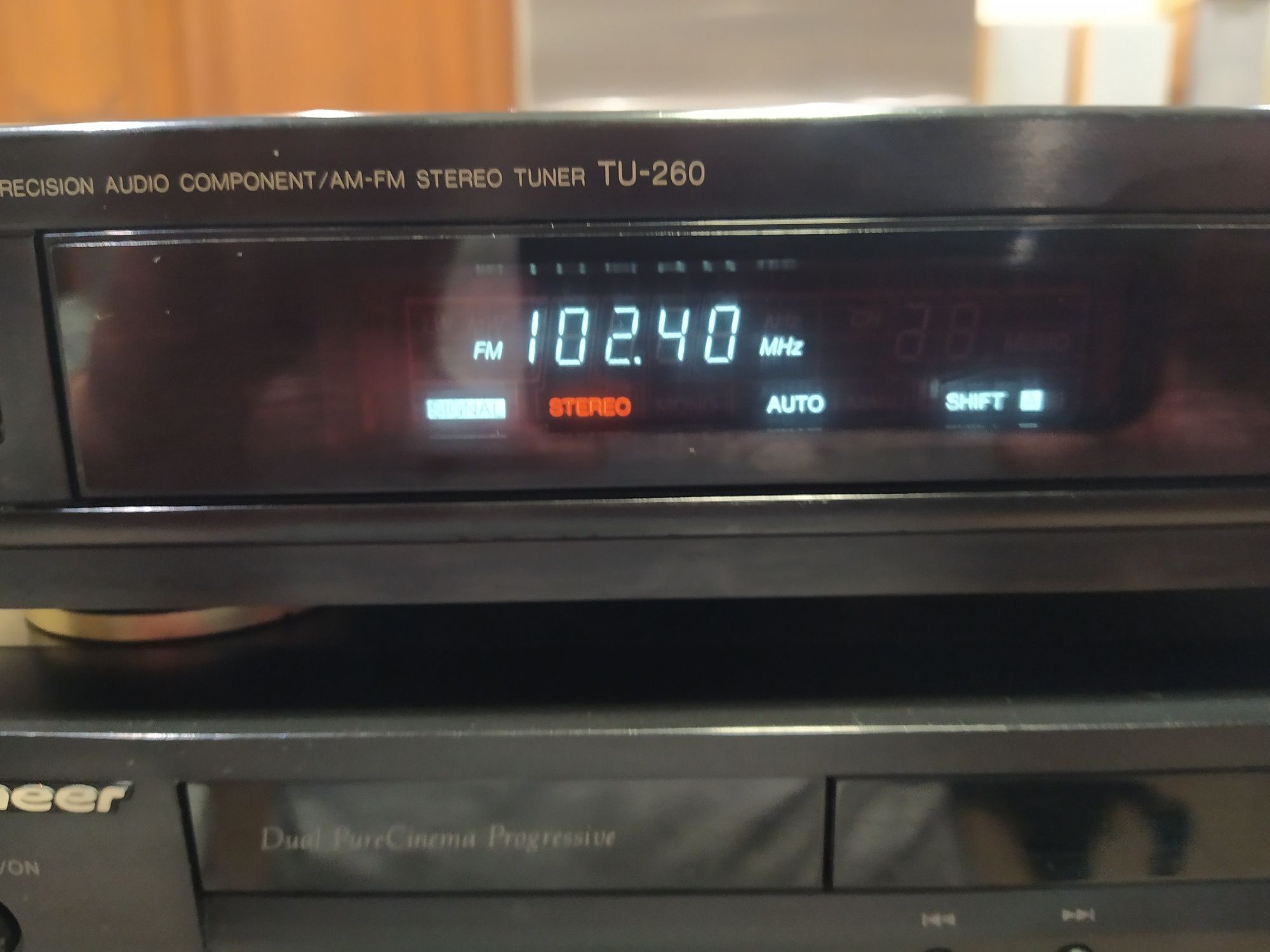 Tuner Denon TU-260