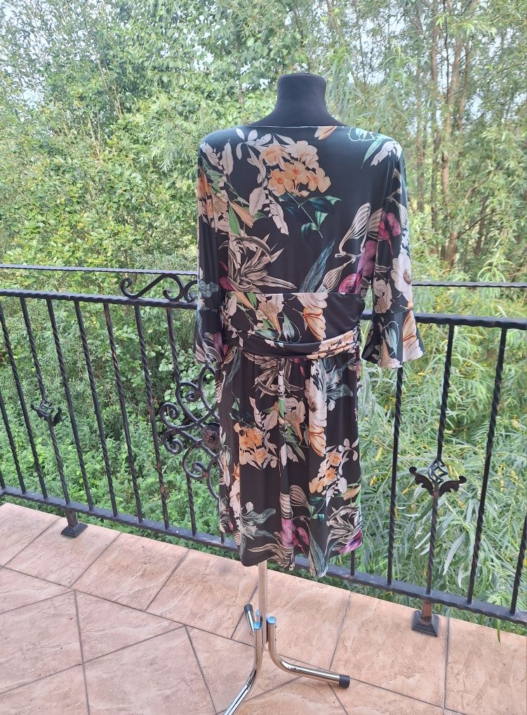 Sukienka midi marka Kaleidoscope rozmiar XL 42 / XXL 44