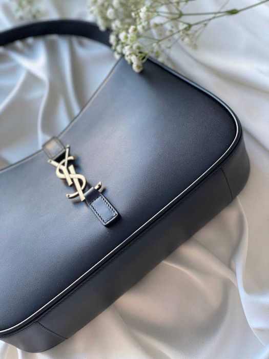 Сумочка Yves Saint Laurent Hobo, оригинал