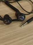Słuchawki AKG z mikrofonem