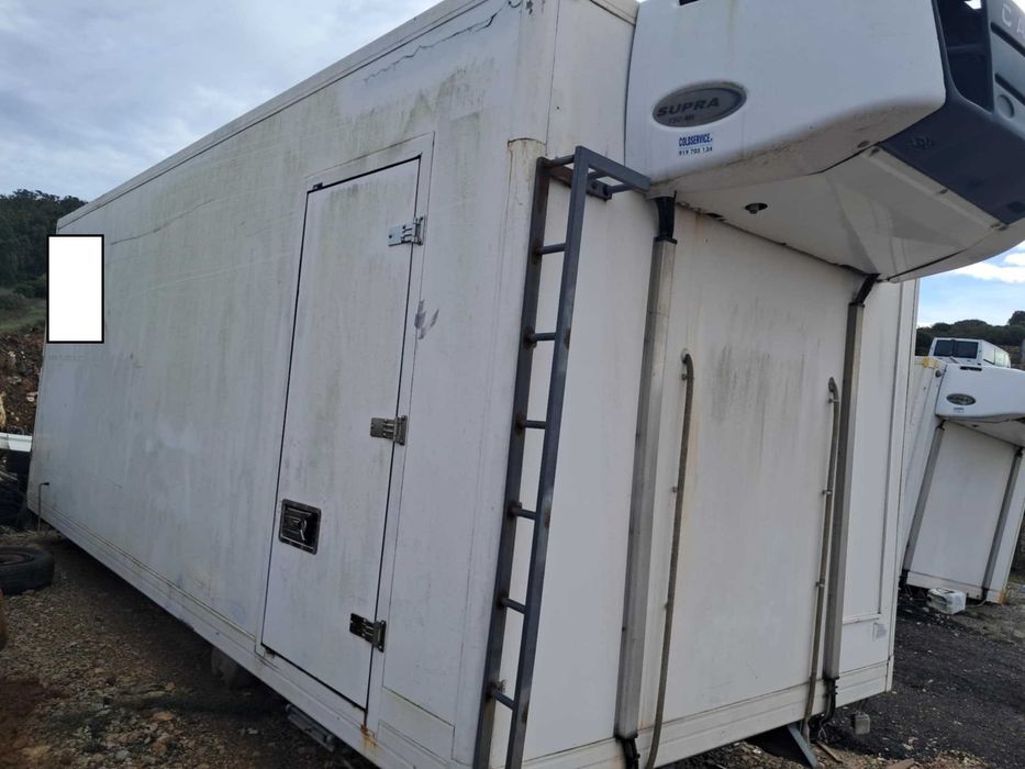 Contentor Carrier com a Gasóleo