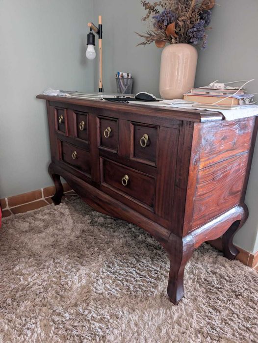 Cómoda/Consola em madeira maciça – estilo clássico