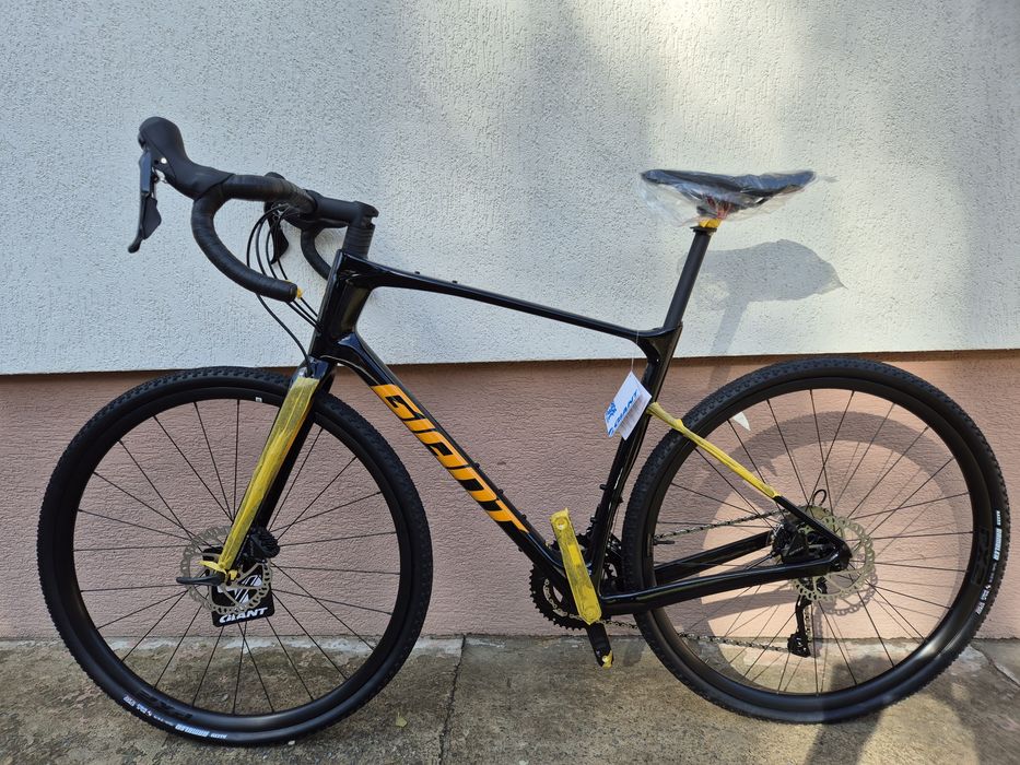 Rower gravel Giant Revolt Advanced 3, rower powystawowy, carbon, GRX