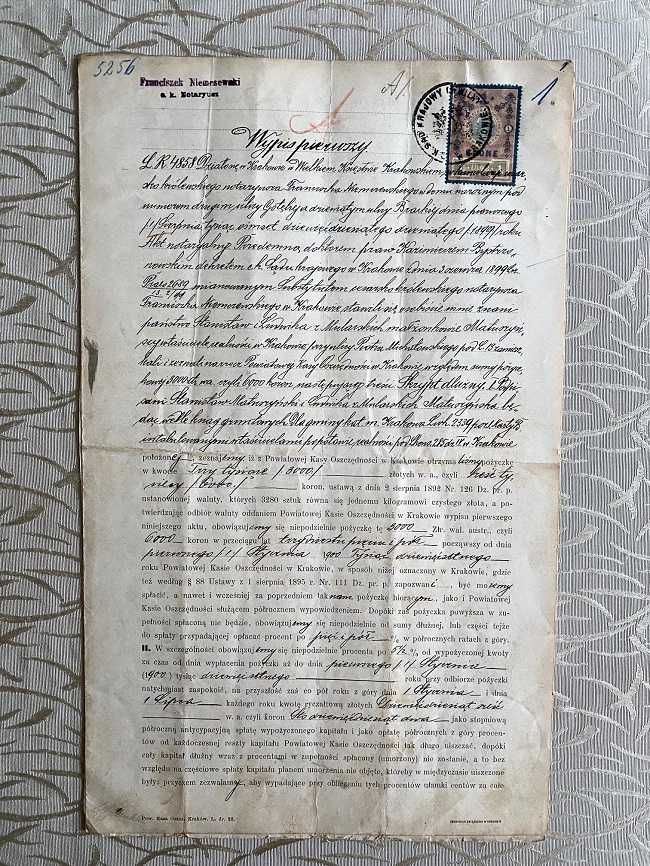 Stare dokumenty: testamenty, wyciągi z ksiąg gruntowych i in. 10 sztuk