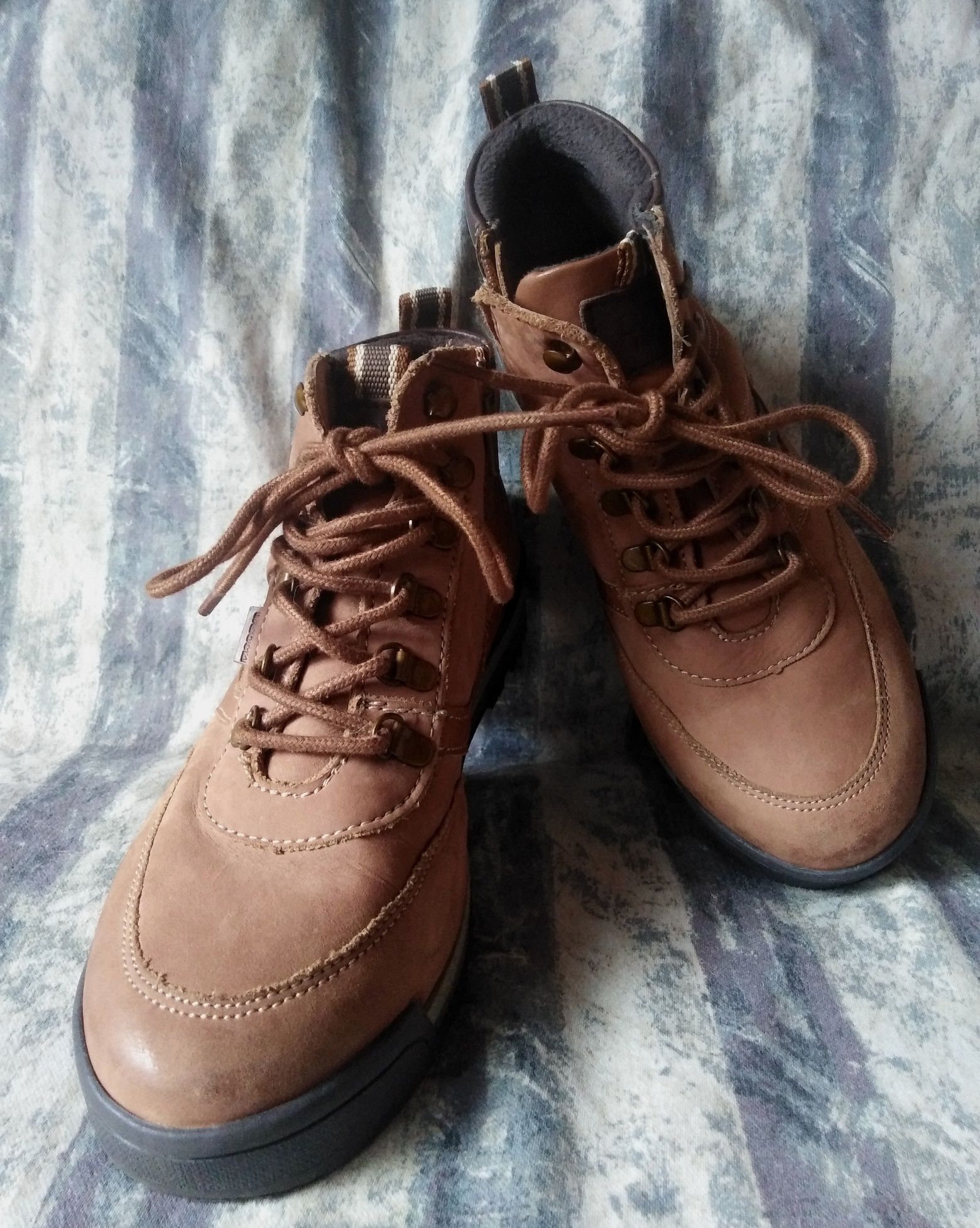 Buty markowe : LASECKI r:33