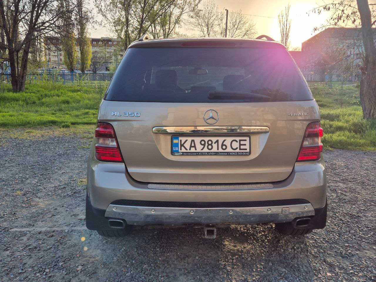 Mercedes-Benz ML350