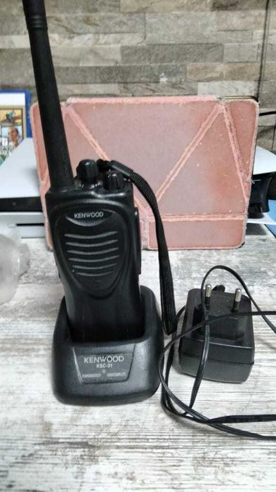 Радиостанция Kenwood TK-2260-5.