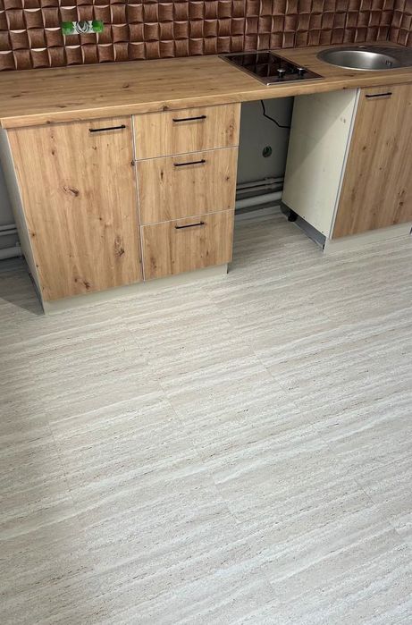 Плитка самоклеюча підлога пол lvt самоклейна покриття підлогове ремонт