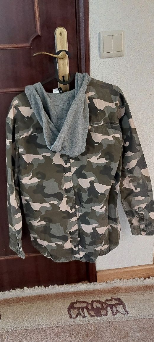Casaco unissexo tropa  H&M
