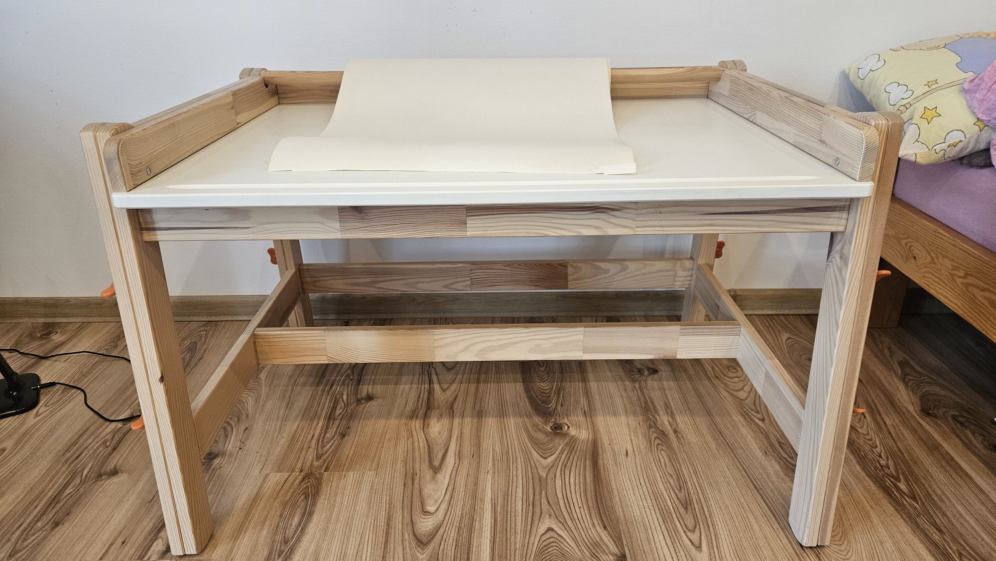 Ikea biurko dla dzieci flisat regulowane