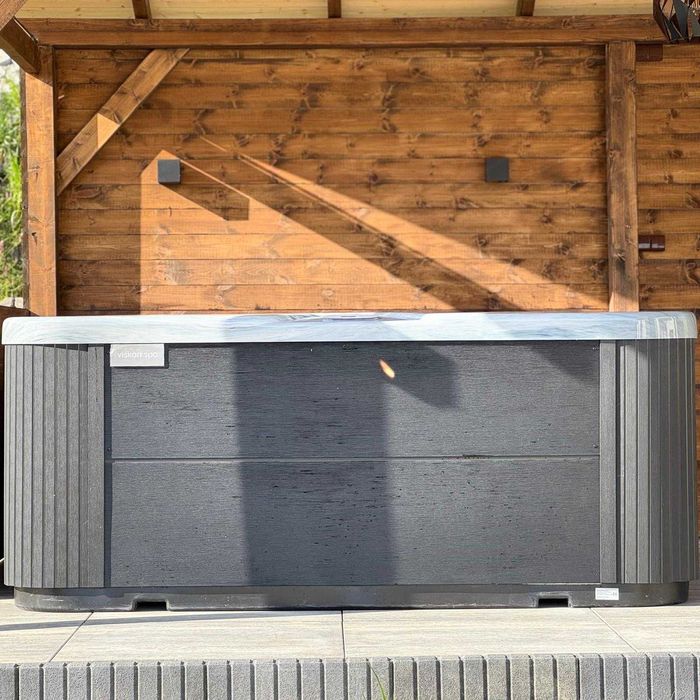 Wanna Jacuzzi Viskan SANDO – Luksusowy hydromasaż dla 6 osób, 52 dysze