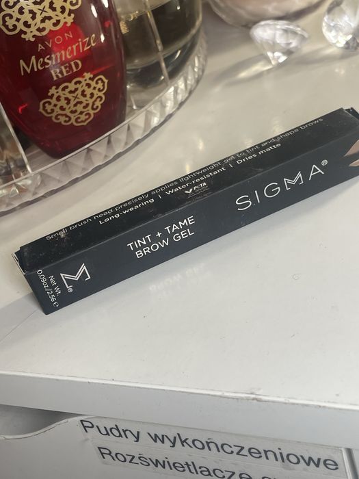 Żel do brwi Sigma Tint + Tame