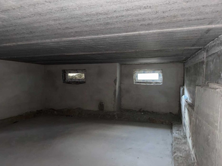 Продаж котеджу з ділянкою 0,84 сот., у с. Ременів