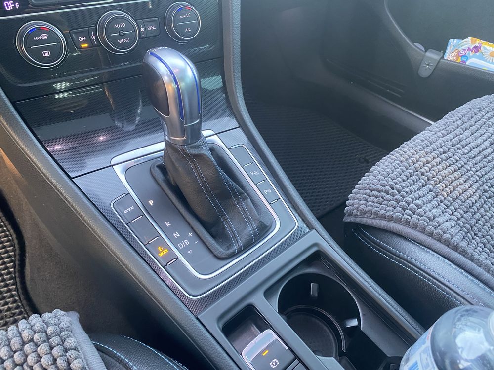 Volkswagen golf GTE