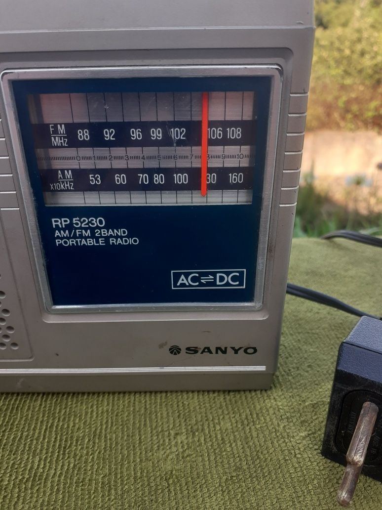 Radio portátil Sanyo