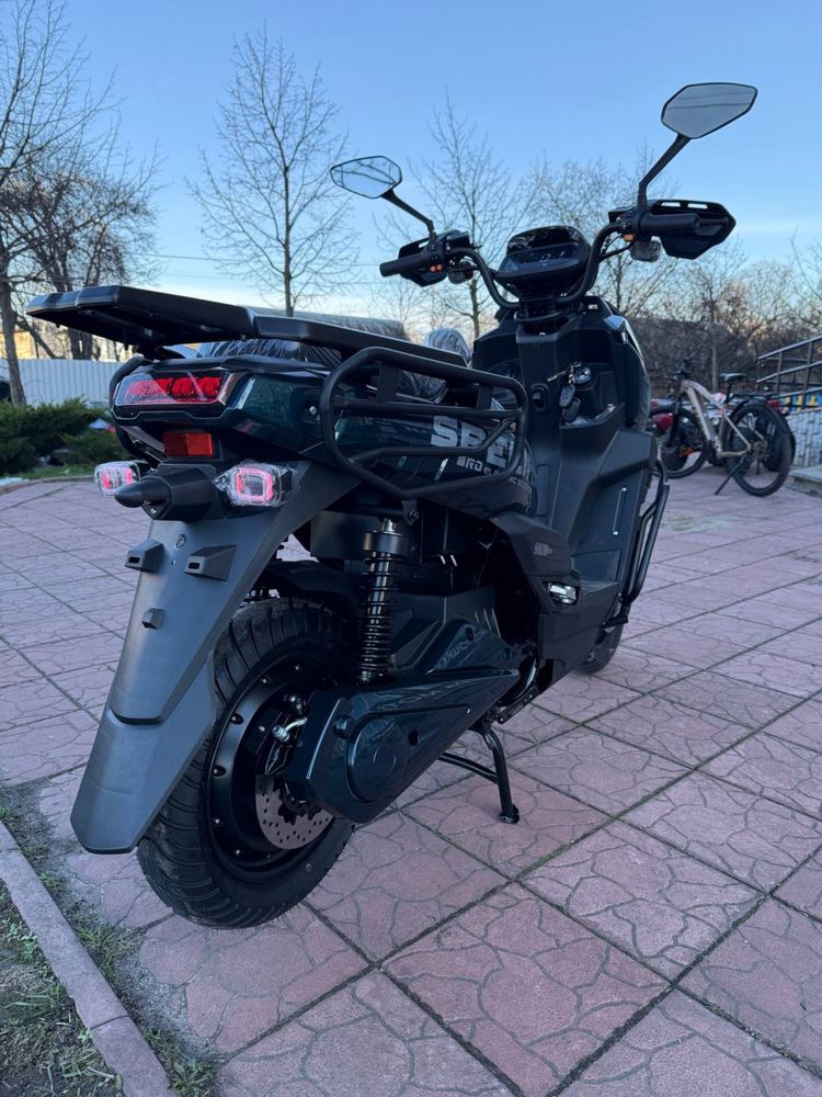 Електроскутер Corso Special 2000W 72V/38Ah
