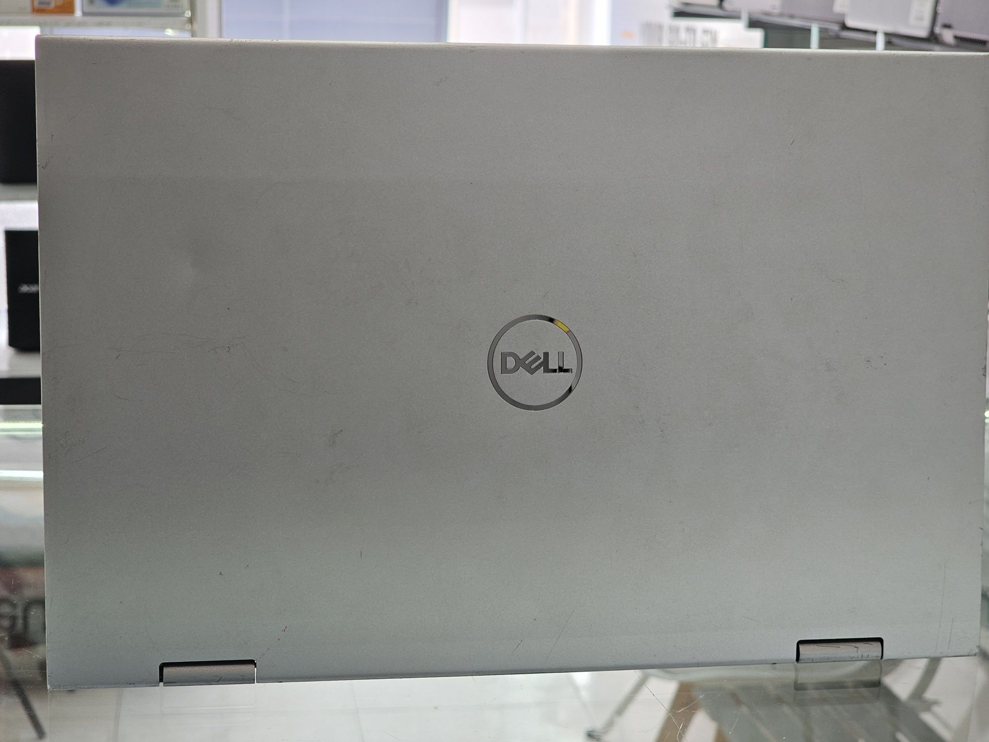 Dell Latitude 5310 Negócios de Ecrã táctil 2-em-1, 13,3" FHD