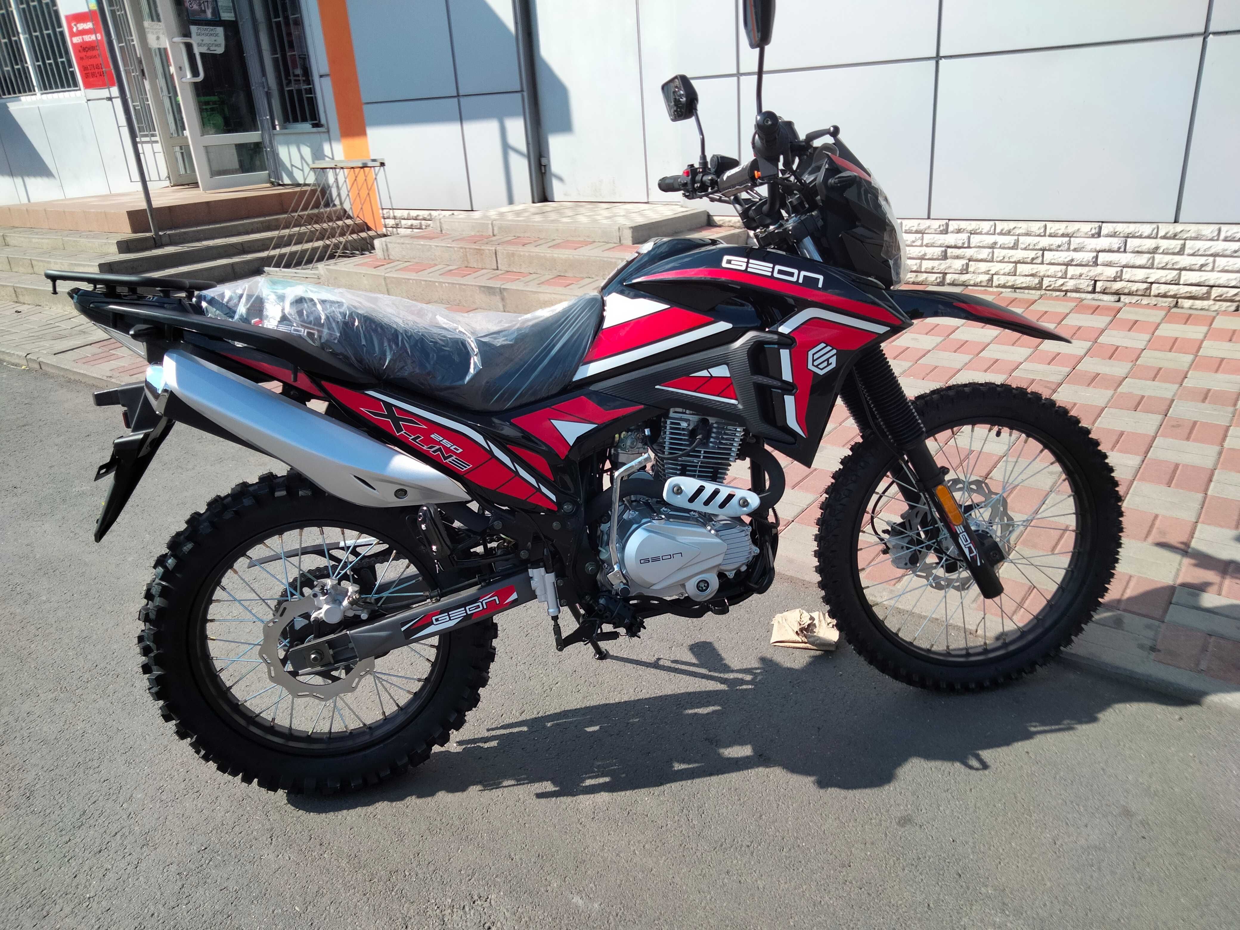 Мотоцикл Geon X-Line 250 FE (колеса 21/18)