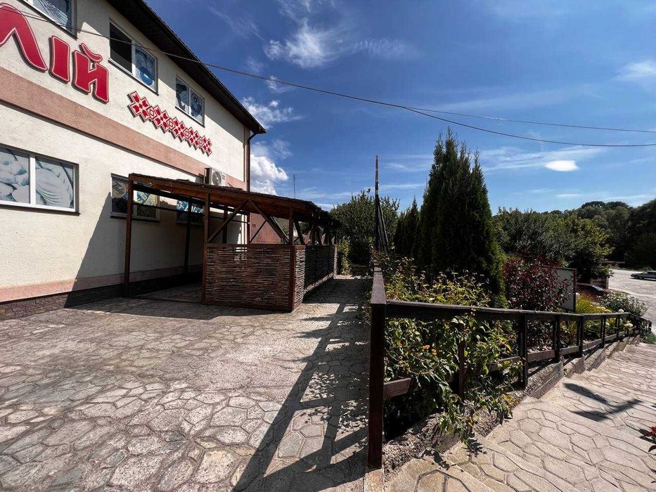 Здам приміщення вільного призначення в самому центрі с . Іркліїв