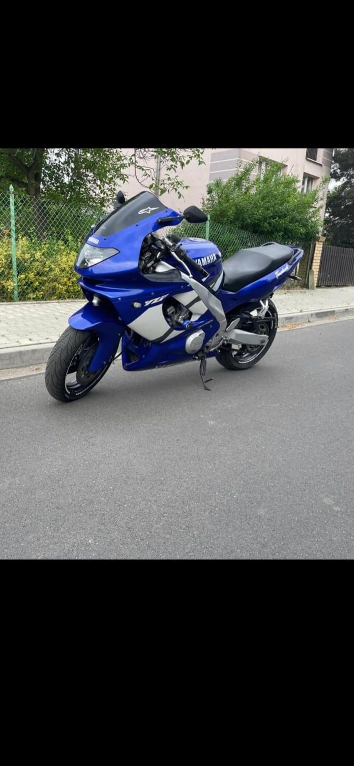 Мотоцикл Yamaha YZF 600R