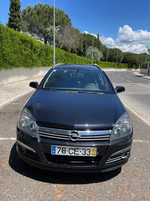 Opel Astra Station Wagon em bom estado