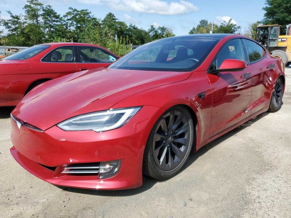 Tesla Model S 2012-2020 MS Тесла модел С бампер с разборки
