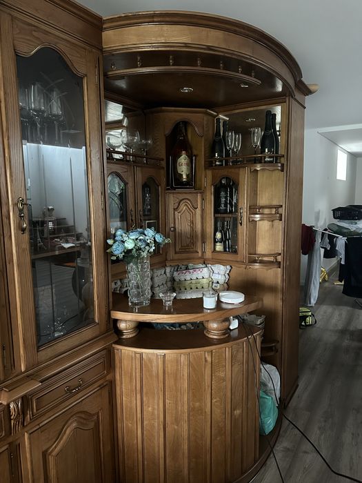 Móvel de sala com bar e móvel de tv