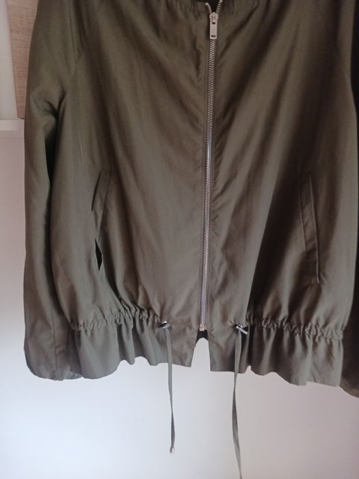 Casaco bomber verde, Zara