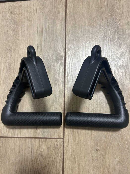 Крюки для турника, рукоятки для тяги штанги параллельным хватом