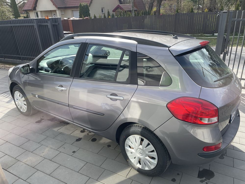Renault clio grande 2010 r