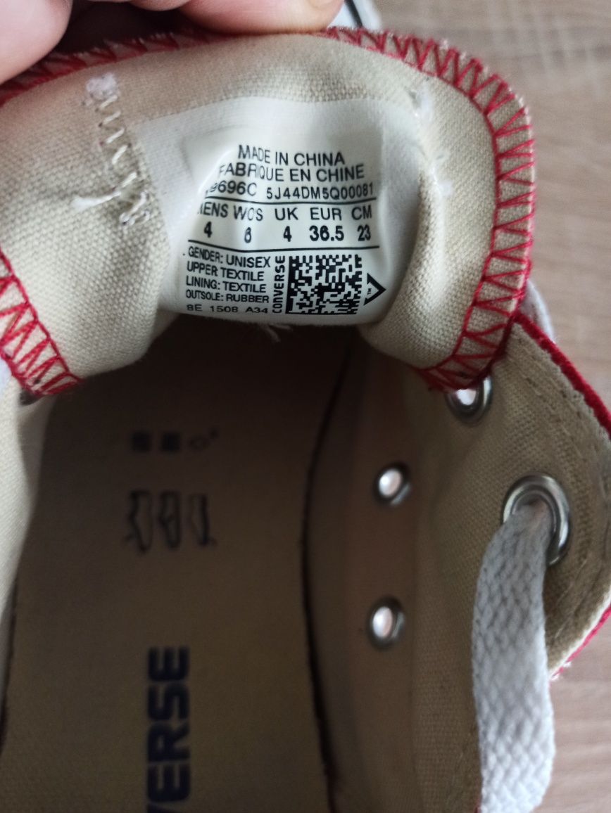 Trampki krótkie czerwone Converse rozm.36,5