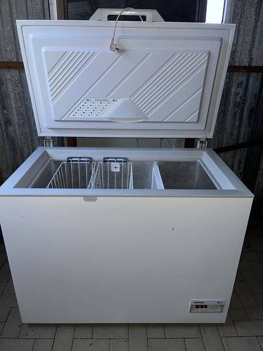 Zamrażarka klapowa Liebherr - 253 litrów