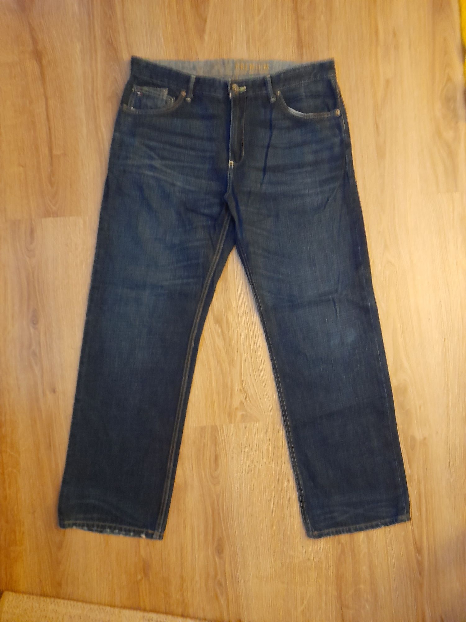 Tommy Hilfiger Custom Straight spodnie W36 L32