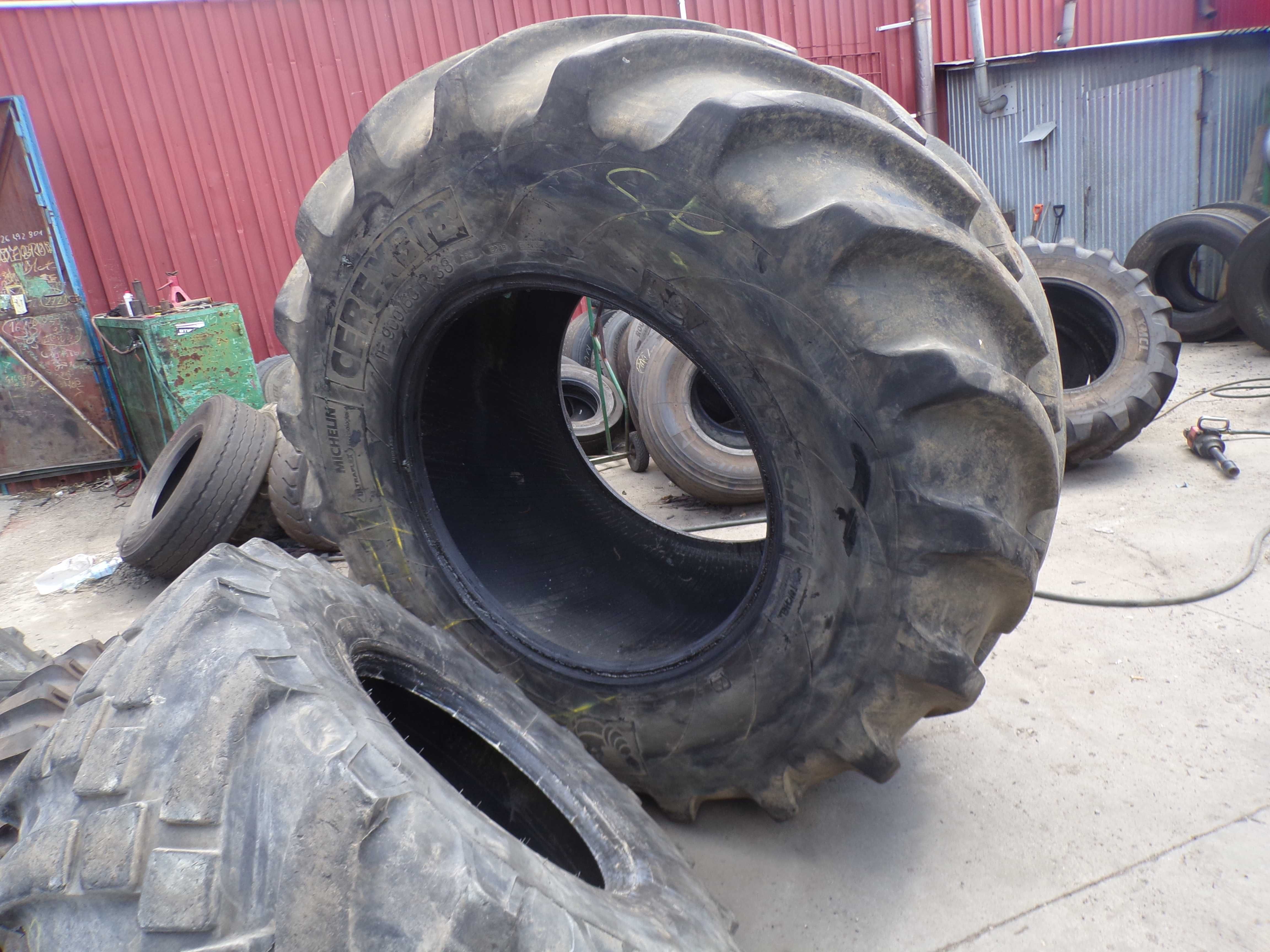 opona 900/60R38 MICHELIN CEREXBIB (5100 NETTO)