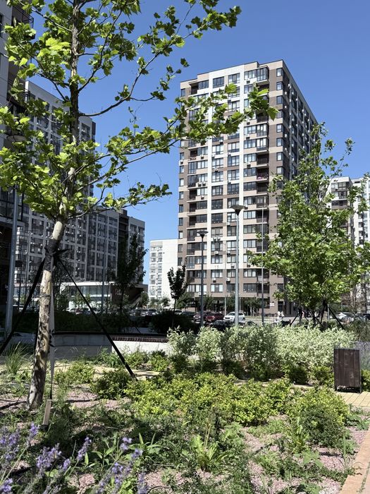 БЕЗ % 1к Родини Крістерів, 14 б Варшавський 2 Подільський р-н