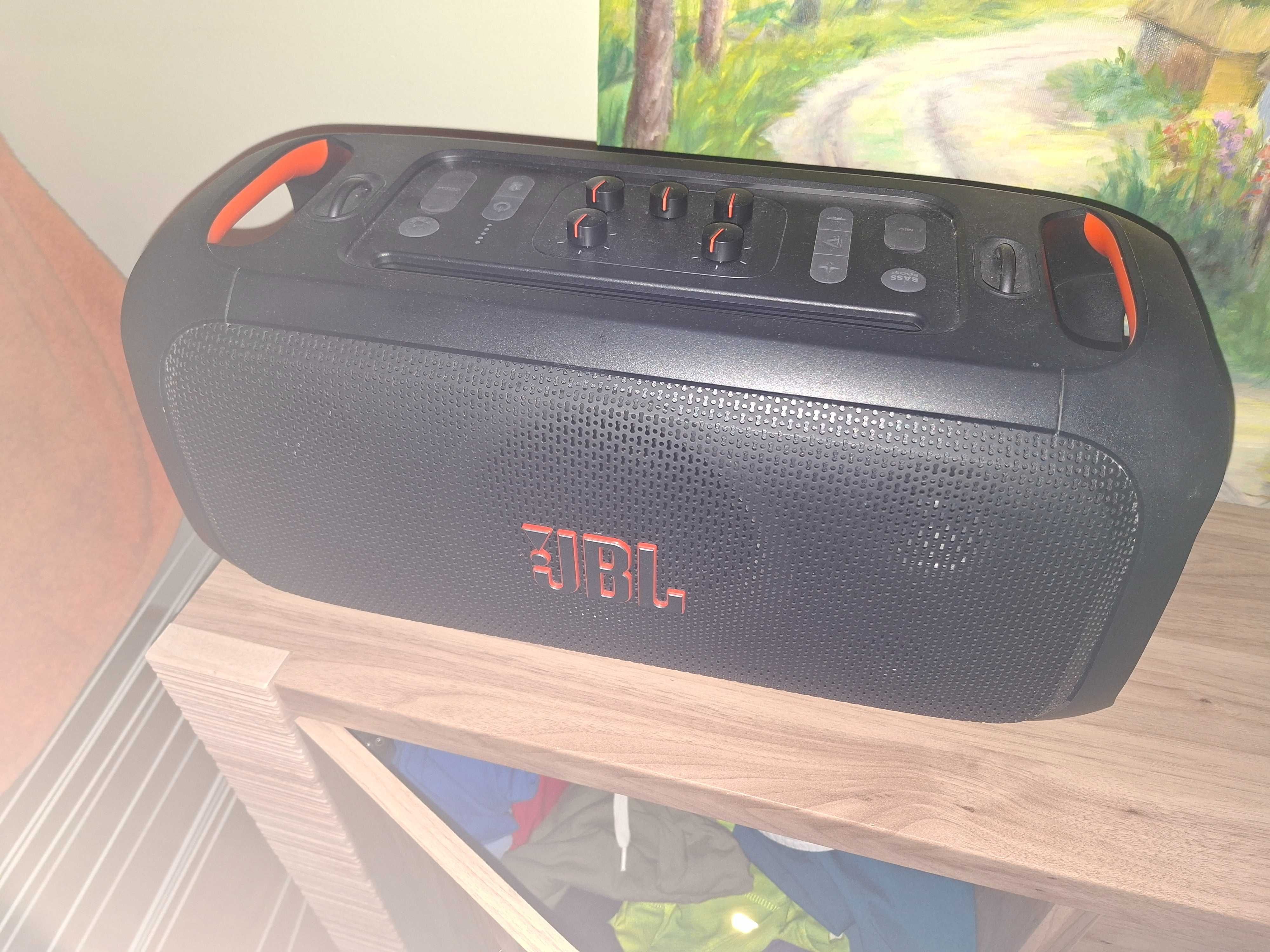 Power audio JBL Partybox On The Go Essential zamienię