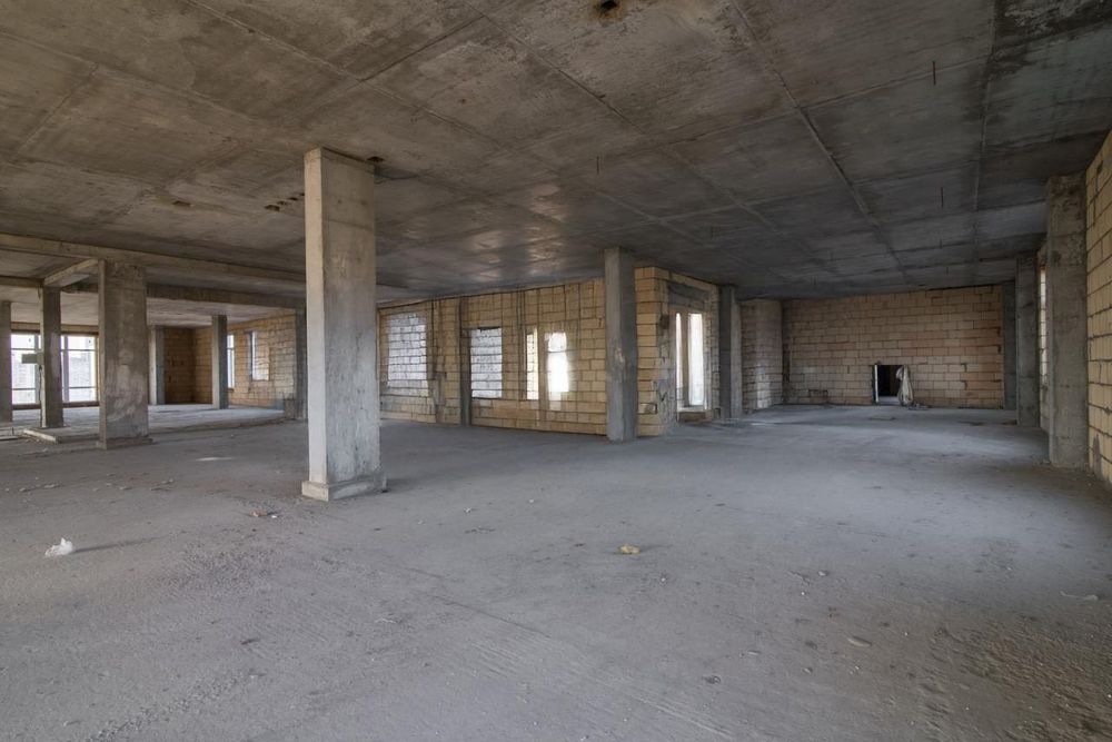 Продажа Здание Печерск 5500м2 введено в эксплуатацию 21 сотка Дисконт