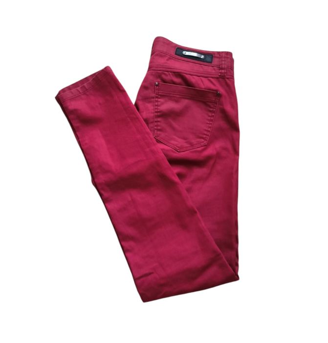 Czerwone spodnie biodrówki Stradivarius rozmiar S