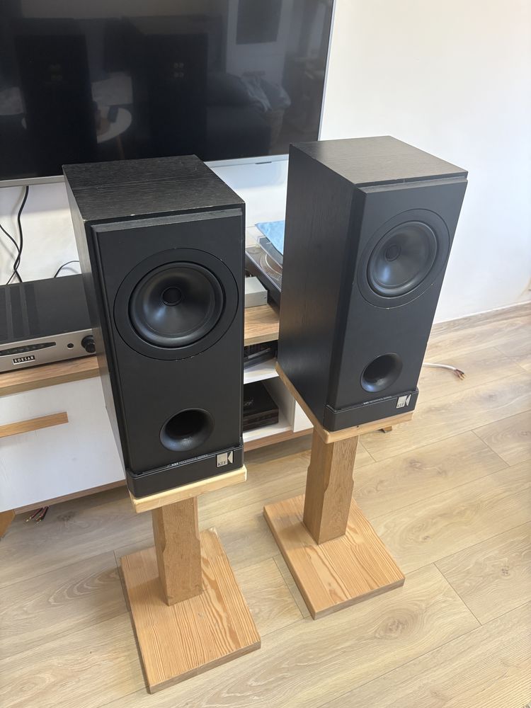 KEF Reference 102/2 + KEF KUBE + podstawki