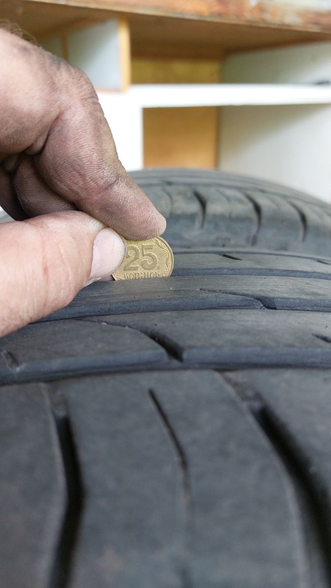 Шини 205/55 R17  Continental ContiPremiumContact 2