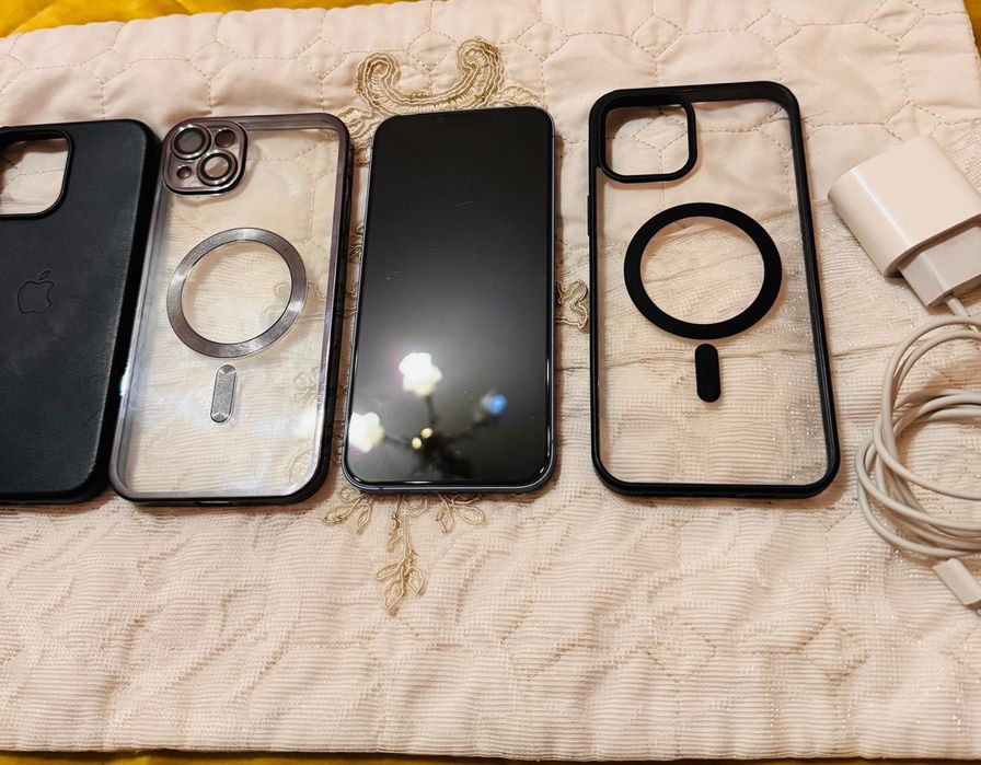 Айфон 14 плюс на 128гб в новом состояние неверлок