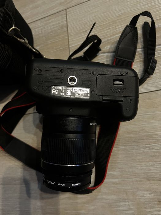 Фотоаппарат Canon eos 1200D + линза 18-55mm