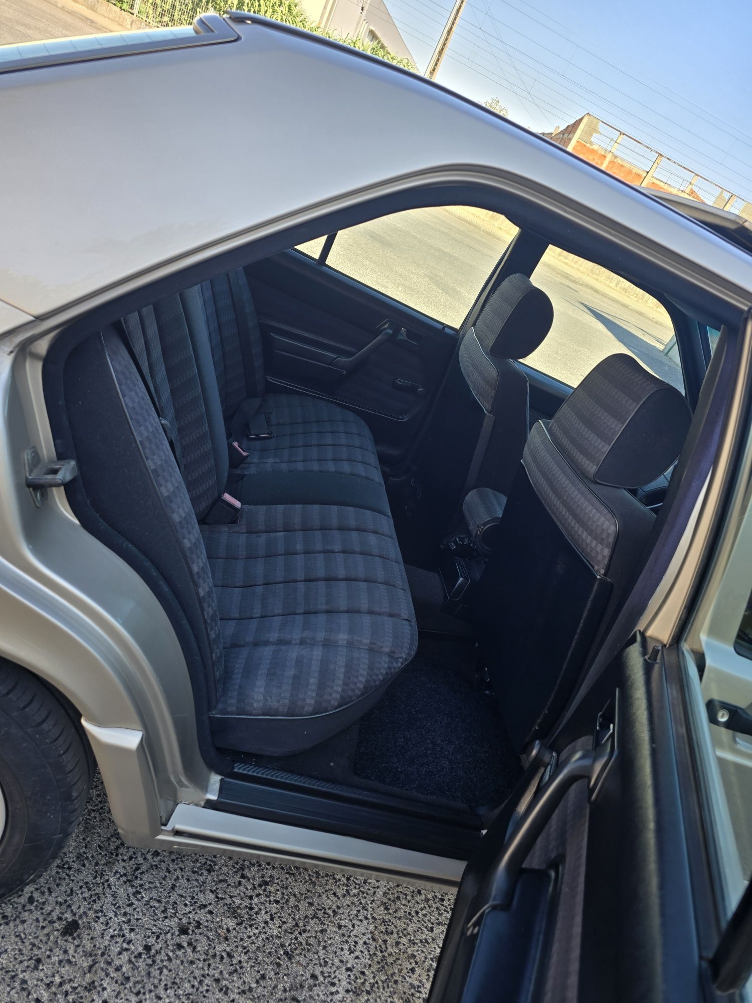 Mercedes Benz 190D 2.5