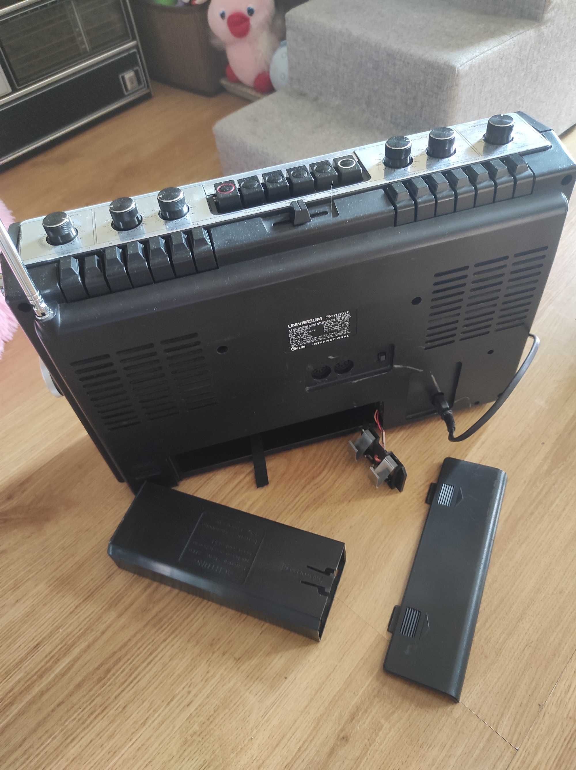 Radiomagnetofon BOOMBOX