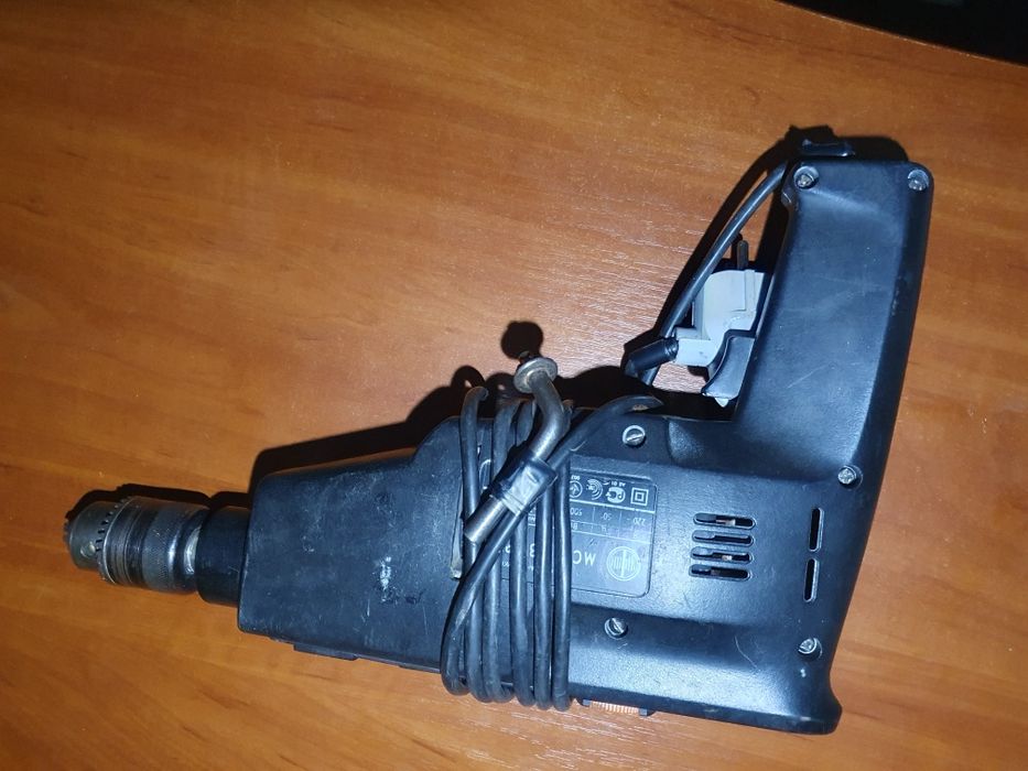 Дель універсальна от сеті 220-240V 50/60Hz