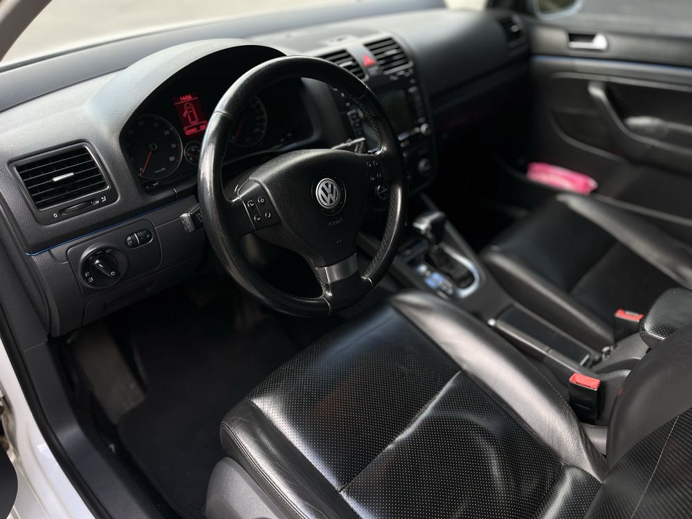 Golf 5 1.6 bse автомат газ
