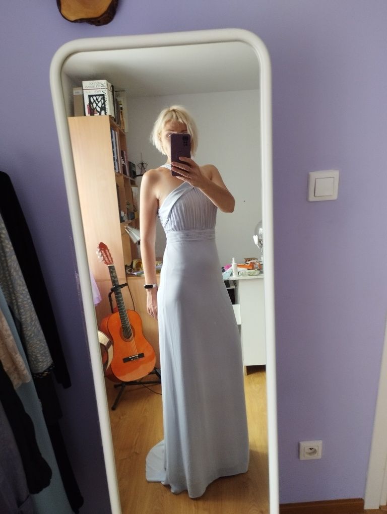 Piękna długa elegancka suknia 40